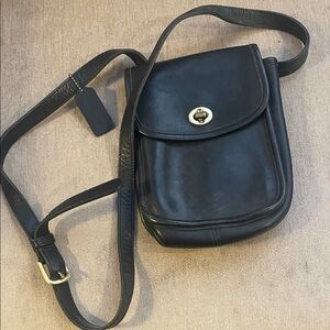 Vintage Classic Black Leather bag